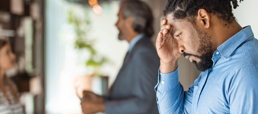 AI skapar nya sätt att arbeta – men också risk för social distans och urholkade relationer på jobbet.